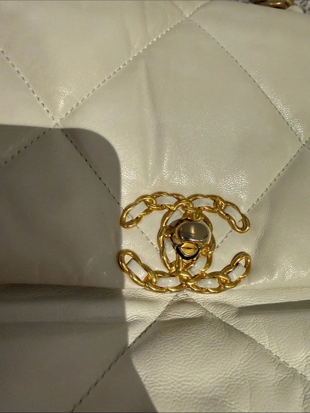 Chanel 19 Medium White Lambskin Flap Bag | Black Card Included